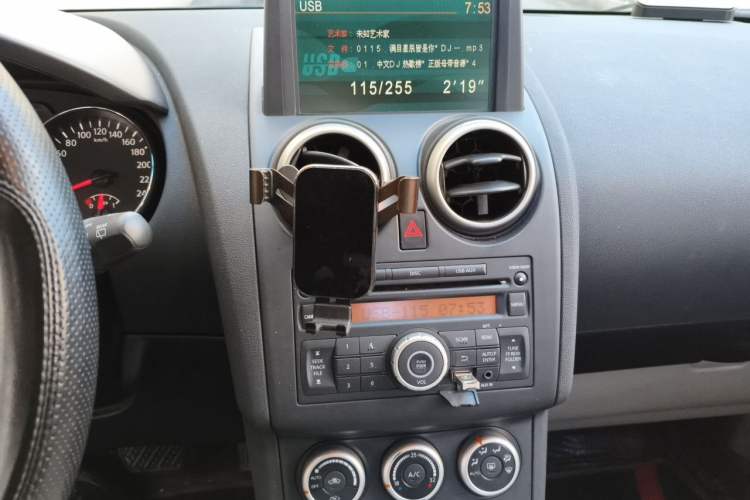 Used Nissan Qashqai 2012 2.0 XV LE CVT 2WD Audio And AC Panel