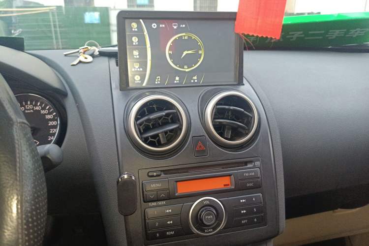 Used Nissan Qashqai 2012 2.0 XL Fire 6MT 2WD Audio And AC Panel