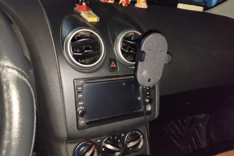 Used Nissan Qashqai 2012 2.0 XL Fire CVT 2WD Audio And AC Panel