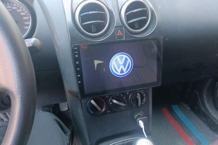 Used Nissan Qashqai 2012 2.0 XL Fire 6MT 2WD Audio And AC Panel