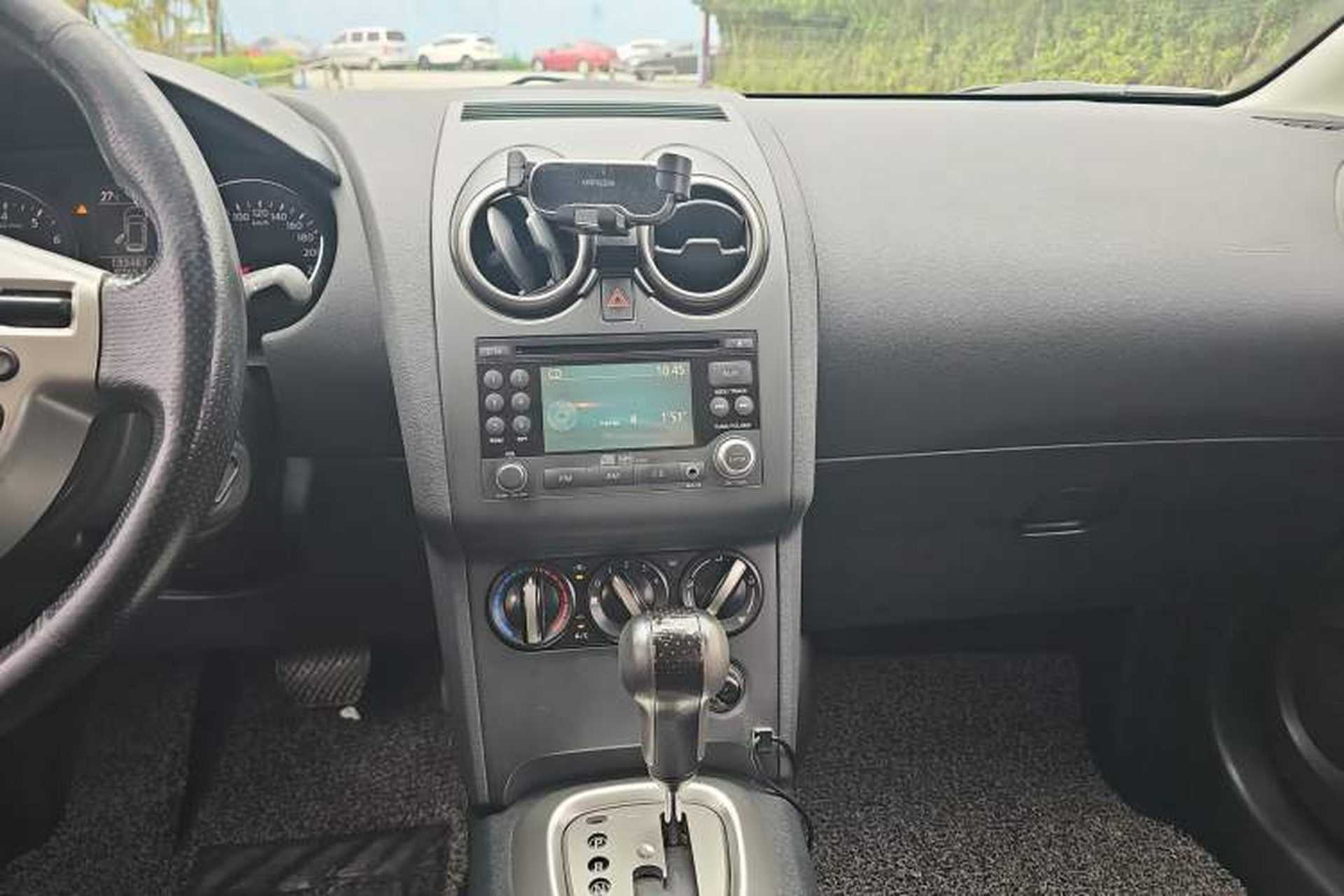 Used Nissan Qashqai 2012 2.0 XL Fire CVT 2WD Audio And AC Panel