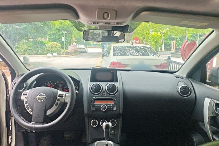 Used Nissan Qashqai 2012 2.0 XV LE CVT 2WD Center Console