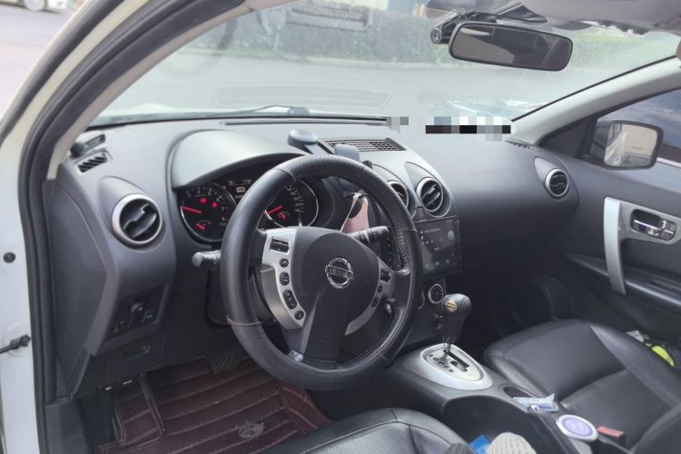 Used Nissan Qashqai 2012 2.0 XV LE CVT 2WD Center Console