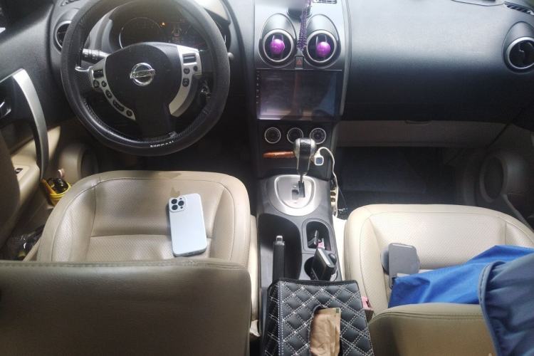 Used Nissan Qashqai 2012 2.0 XV LE CVT 2WD Center Console