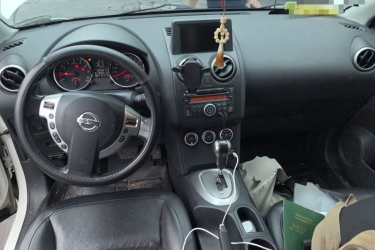Used Nissan Qashqai 2012 2.0 XV LE CVT 2WD Center Console
