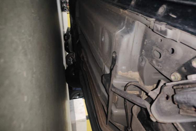 Used Nissan Qashqai 2012 2.0 XL Fire CVT 2WD Chassis Rear Left
