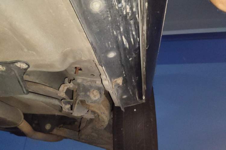 Used Nissan Qashqai 2012 2.0 XL Fire CVT 2WD Chassis Rear Left