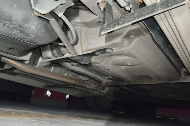 Used Nissan Qashqai 2012 2.0 XL Fire CVT 2WD Chassis Rear Right