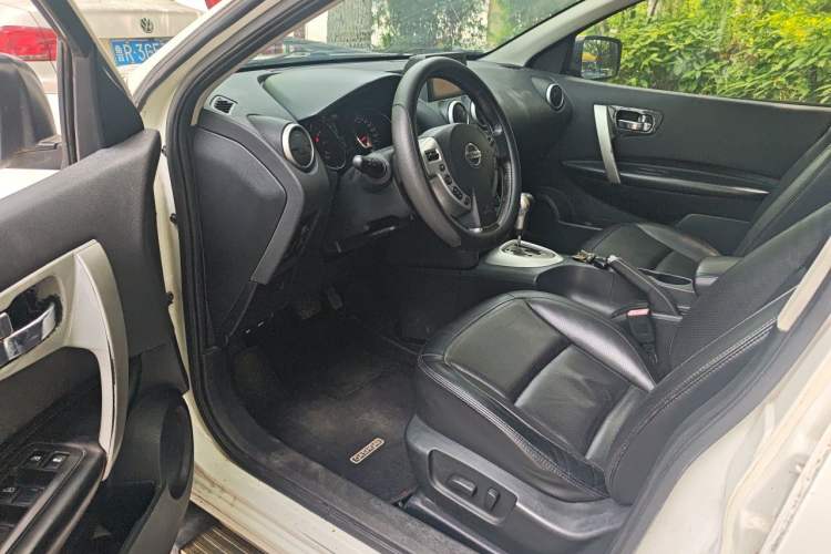 Used Nissan Qashqai 2012 2.0 XV LE CVT 2WD Driver Seat