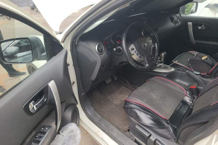 Used Nissan Qashqai 2012 2.0 XL Fire CVT 2WD Driver Seat