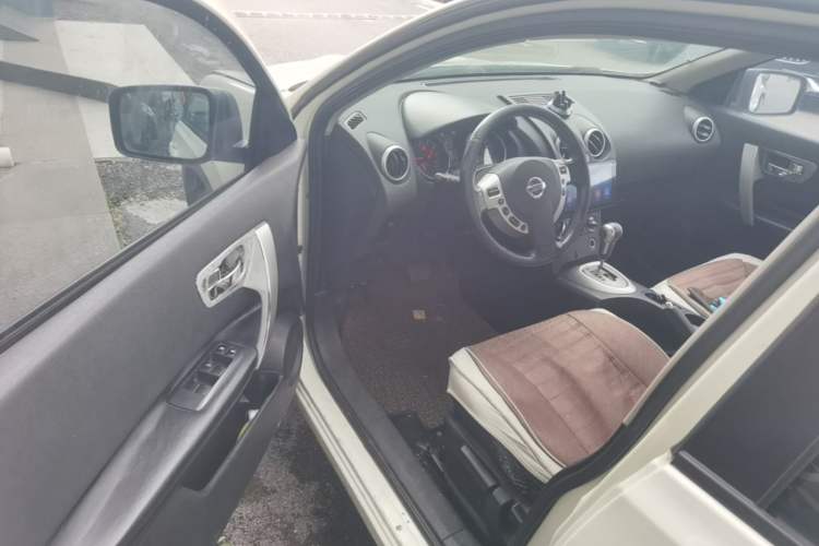Used Nissan Qashqai 2012 2.0 XL Fire CVT 2WD Driver Seat