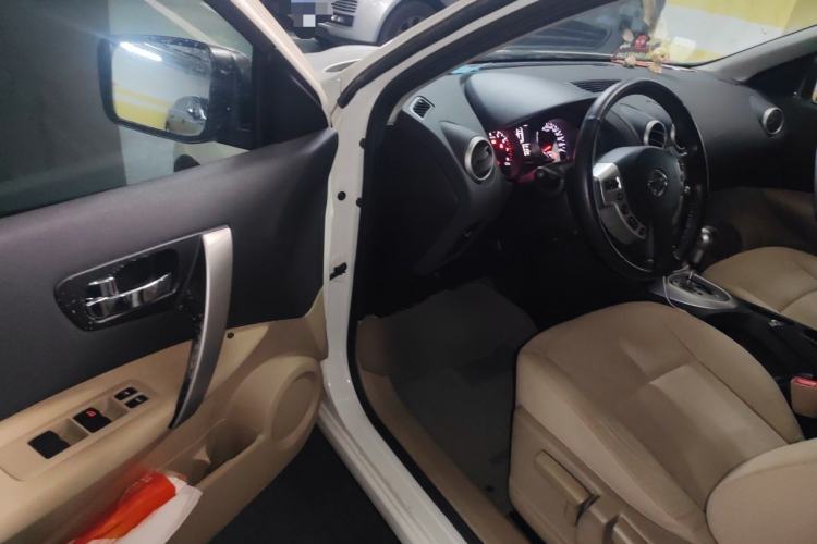 Used Nissan Qashqai 2012 2.0 XL Fire CVT 2WD Driver Seat