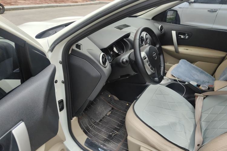 Used Nissan Qashqai 2012 2.0 XL Fire CVT 2WD Driver Seat