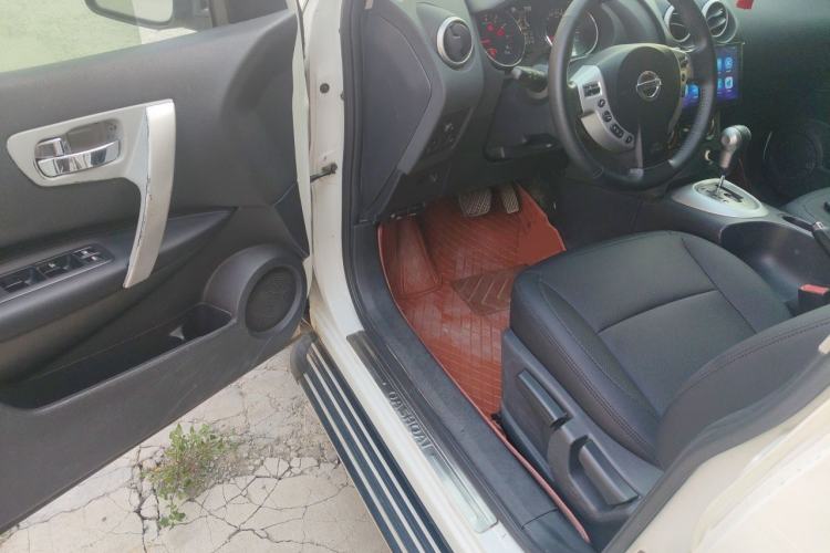 Used Nissan Qashqai 2012 2.0 XL Fire CVT 2WD Driver Seat