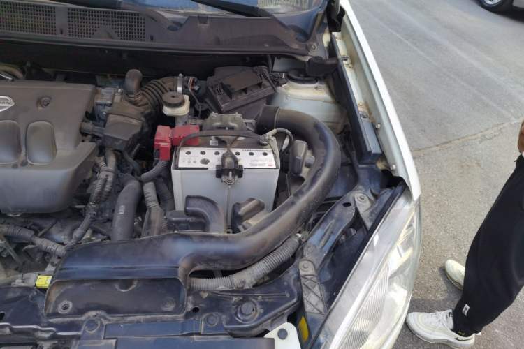 Used Nissan Qashqai 2012 2.0 XL Fire CVT 2WD Engine Bay Left