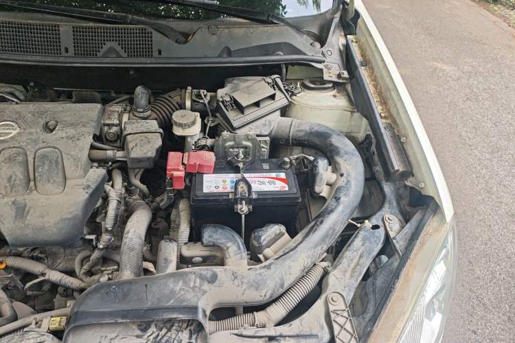 Used Nissan Qashqai 2012 2.0 XV LE CVT 2WD Engine Bay Left