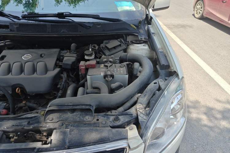Used Nissan Qashqai 2012 2.0 XL Fire CVT 2WD Engine Bay Left