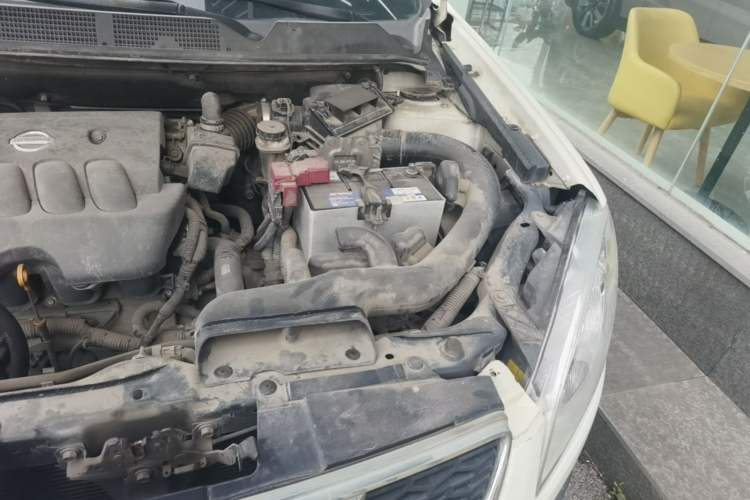 Used Nissan Qashqai 2012 2.0 XL Fire CVT 2WD Engine Bay Left