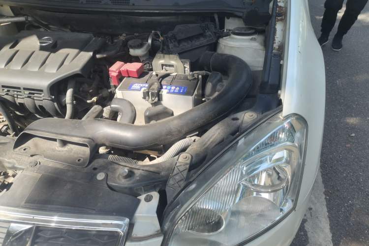 Used Nissan Qashqai 2012 1.6XE Wind 5MT 2WD Engine Bay Left