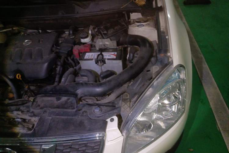 Used Nissan Qashqai 2012 2.0 XL Fire CVT 2WD Engine Bay Left