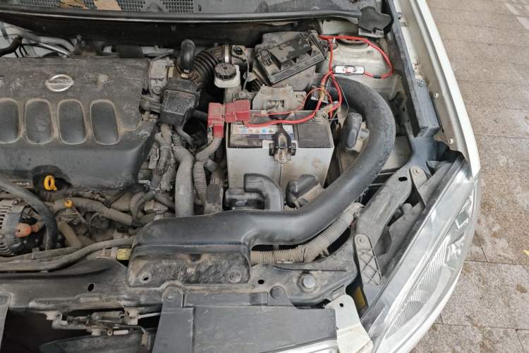 Used Nissan Qashqai 2012 2.0 XV LE CVT 2WD Engine Bay Left