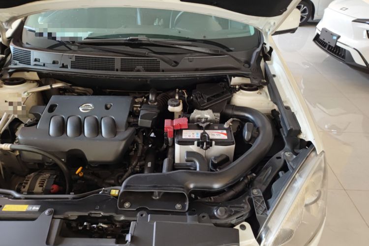 Used Nissan Qashqai 2012 2.0 XV LE CVT 2WD Engine Bay Left