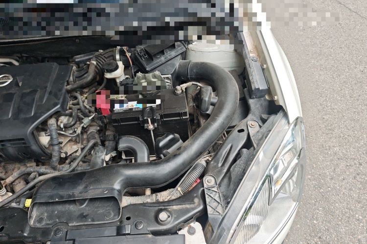 Used Nissan Qashqai 2012 1.6XE Wind 5MT 2WD Engine Bay Left