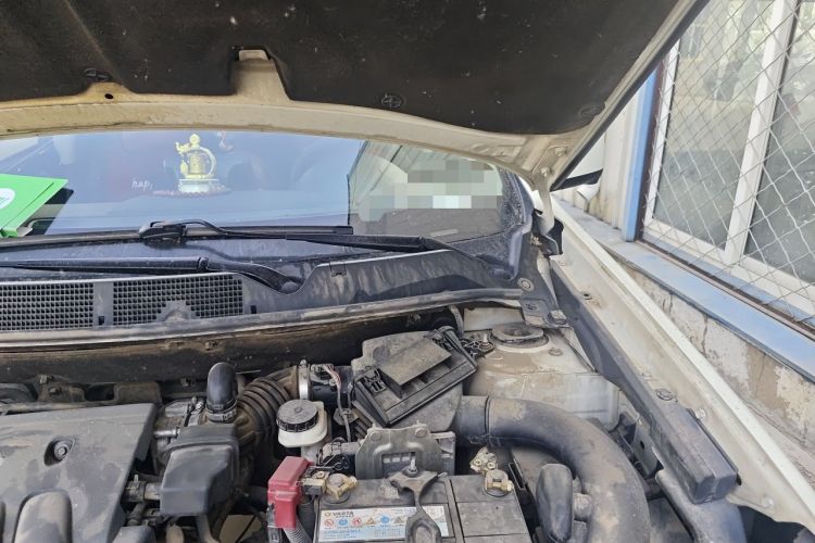 Used Nissan Qashqai 2012 2.0 XV LE CVT 2WD Engine Bay Left