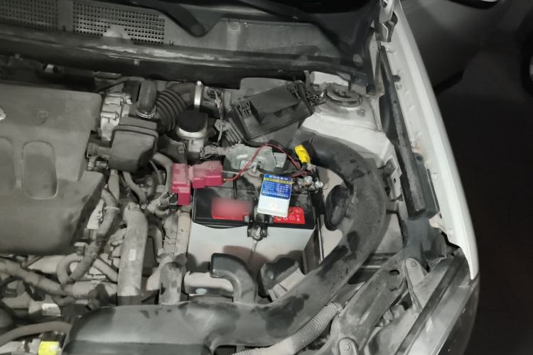 Used Nissan Qashqai 2012 2.0 XL Fire CVT 2WD Engine Bay Left