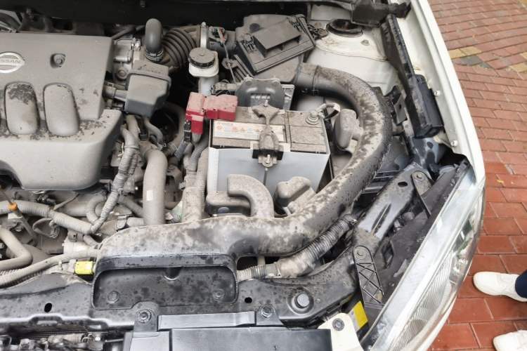 Used Nissan Qashqai 2012 2.0 XV LE CVT 2WD Engine Bay Left