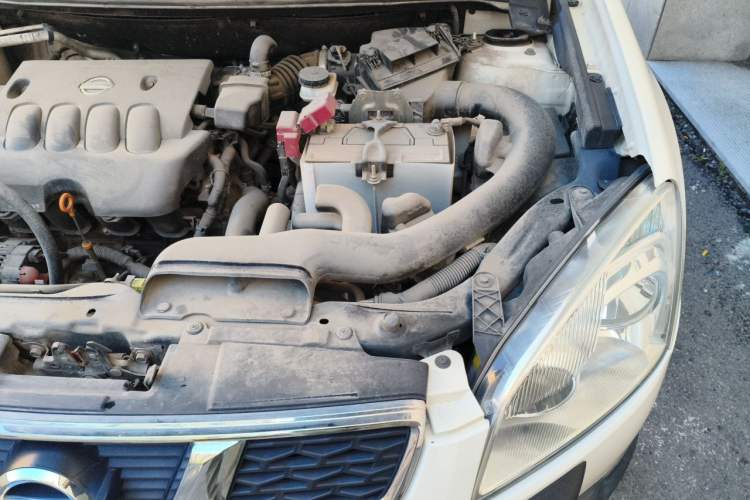 Used Nissan Qashqai 2012 2.0 XV LE CVT 2WD Engine Bay Left