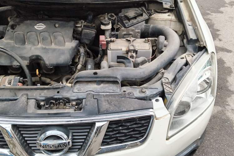 Used Nissan Qashqai 2012 2.0 XV LE CVT 2WD Engine Bay Left