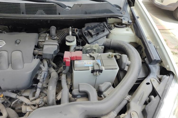Used Nissan Qashqai 2012 2.0 XL Fire CVT 2WD Engine Bay Left