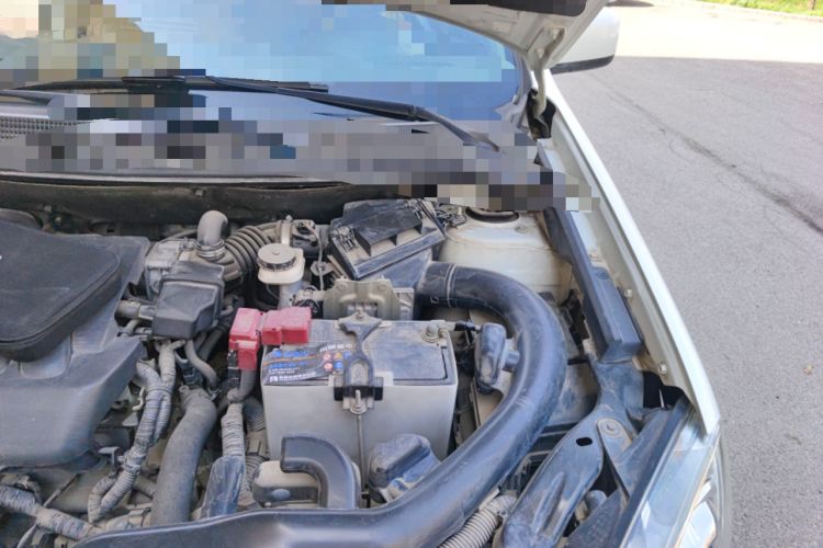 Used Nissan Qashqai 2012 1.6XE Wind 5MT 2WD Engine Bay Left