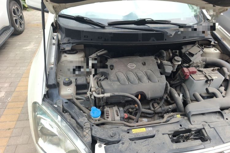 Used Nissan Qashqai 2012 2.0 XL Fire CVT 2WD Engine Bay Right