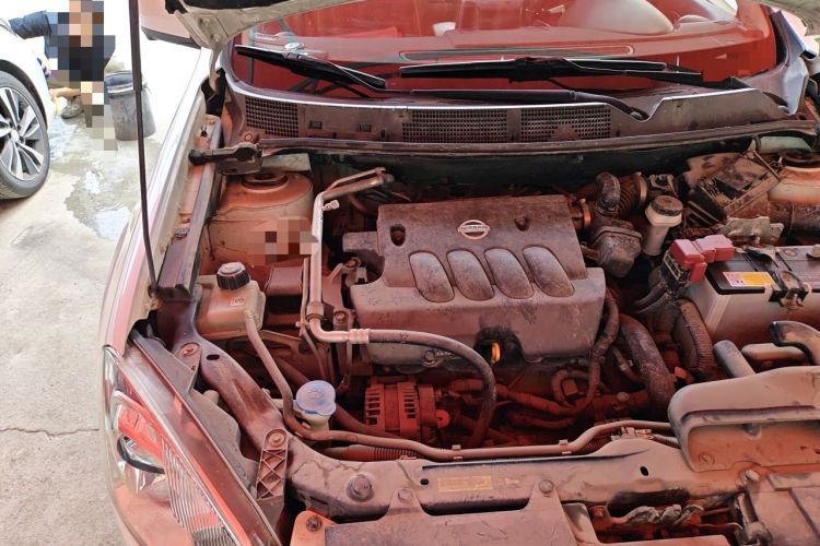 Used Nissan Qashqai 2012 2.0 XV LE CVT 2WD Engine Bay Right
