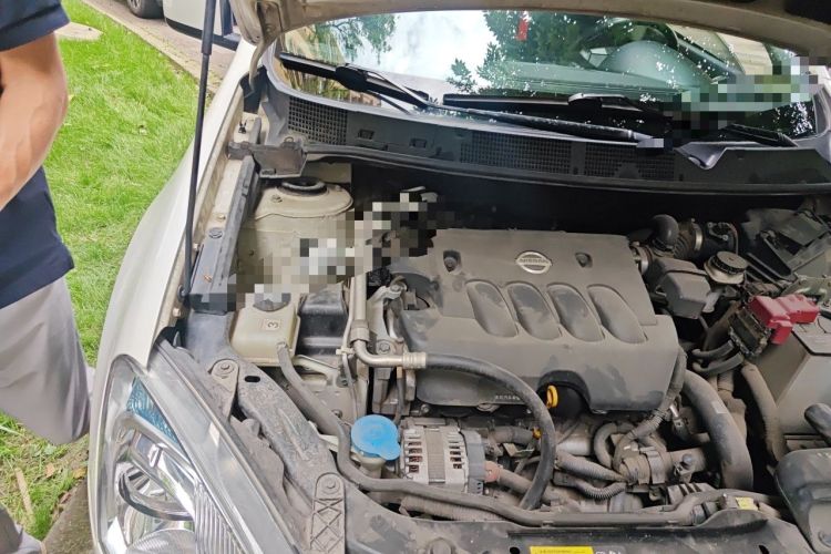 Used Nissan Qashqai 2012 2.0 XL Fire CVT 2WD Engine Bay Right