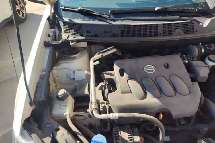 Used Nissan Qashqai 2012 2.0 XL Fire CVT 2WD Engine Bay Right