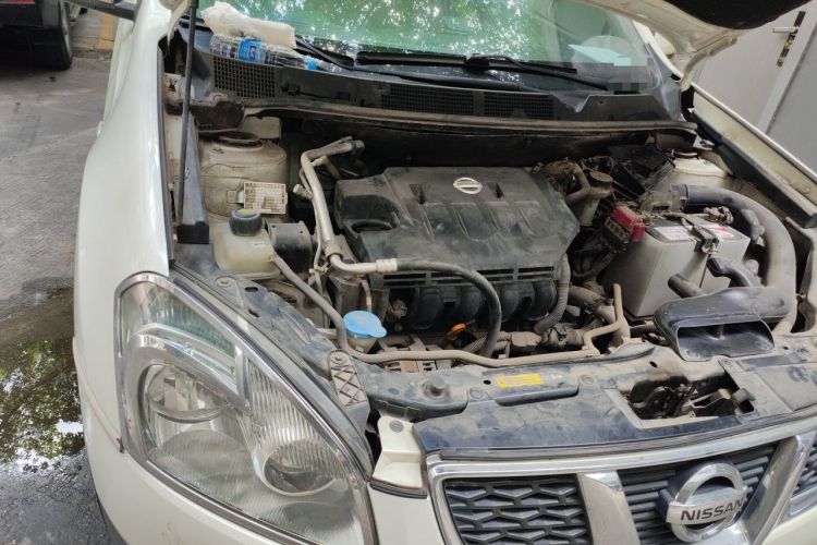 Used Nissan Qashqai 2012 1.6XE Wind 5MT 2WD Engine Bay Right