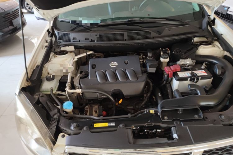 Used Nissan Qashqai 2012 2.0 XV LE CVT 2WD Engine Bay Right