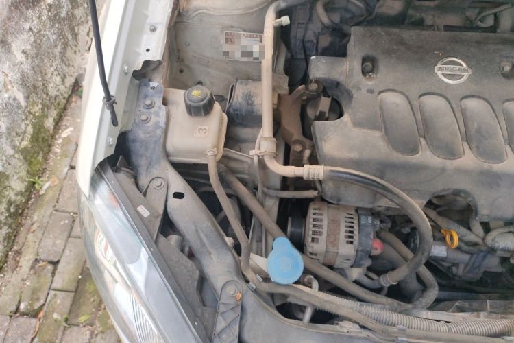 Used Nissan Qashqai 2012 2.0 XV LE CVT 2WD Engine Bay Right