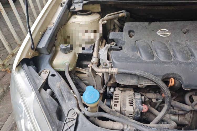 Used Nissan Qashqai 2012 2.0 XL Fire CVT 2WD Engine Bay Right