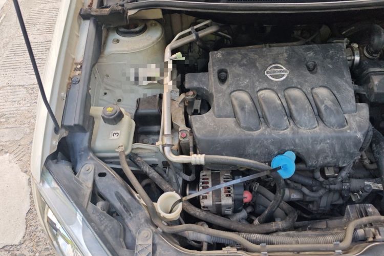Used Nissan Qashqai 2012 2.0 XL Fire CVT 2WD Engine Bay Right