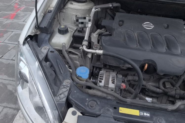 Used Nissan Qashqai 2012 2.0 XV LE CVT 2WD Engine Bay Right