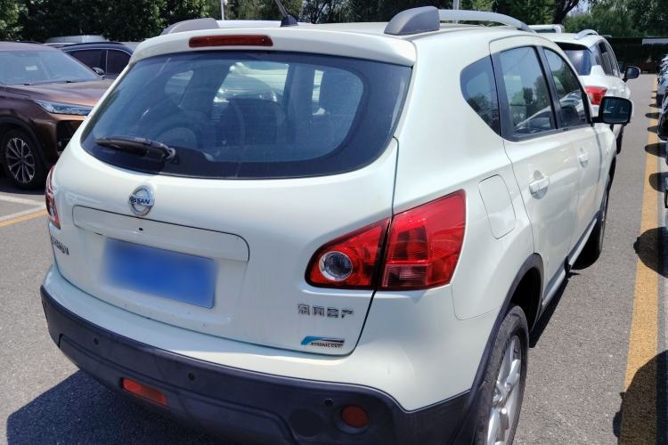 Used Nissan Qashqai 2012 2.0 XL Fire CVT 2WD Exterior 5