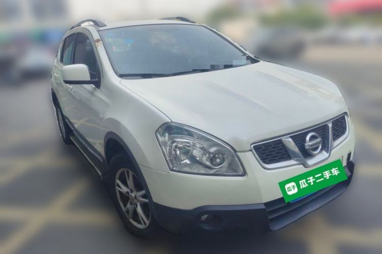 Used Nissan Qashqai 2012 2.0 XL Fire CVT 2WD Front Right 45 Deg