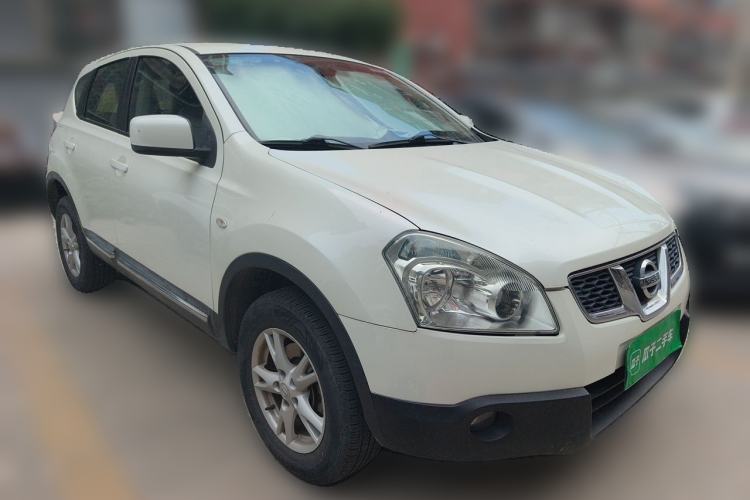 Used Nissan Qashqai 2012 2.0 XL Fire CVT 2WD Front Right 45 Deg
