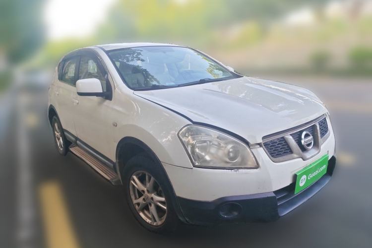 Used Nissan Qashqai 2012 1.6XE Wind 5MT 2WD Front Right 45 Deg