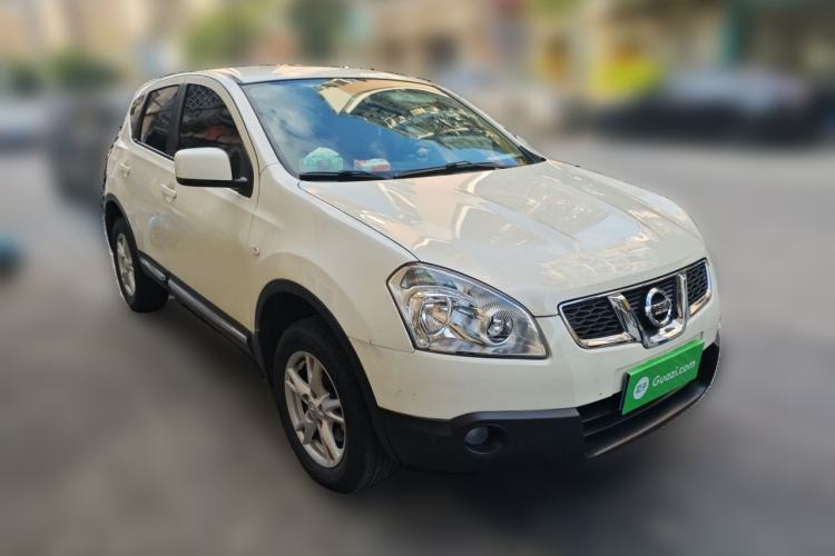 Used Nissan Qashqai 2012 2.0 XL Fire CVT 2WD Front Right 45 Deg