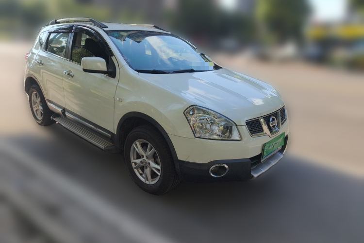 Used Nissan Qashqai 2012 2.0 XL Fire CVT 2WD Front Right 45 Deg